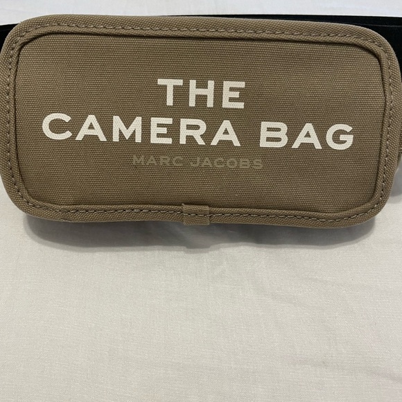 Marc Jacobs Camera Bag - Picture 2 of 7